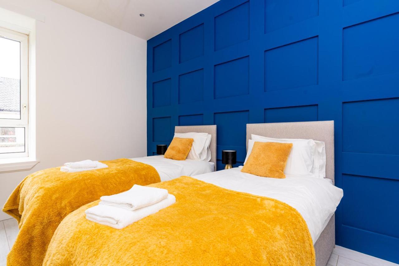 ULTRA LAVISH APARTMENT SLEEPS 4 GUEST COMFY, NETFLIX, 1 x Double Bed , 2 x Single Beds Glasgow Exterior foto
