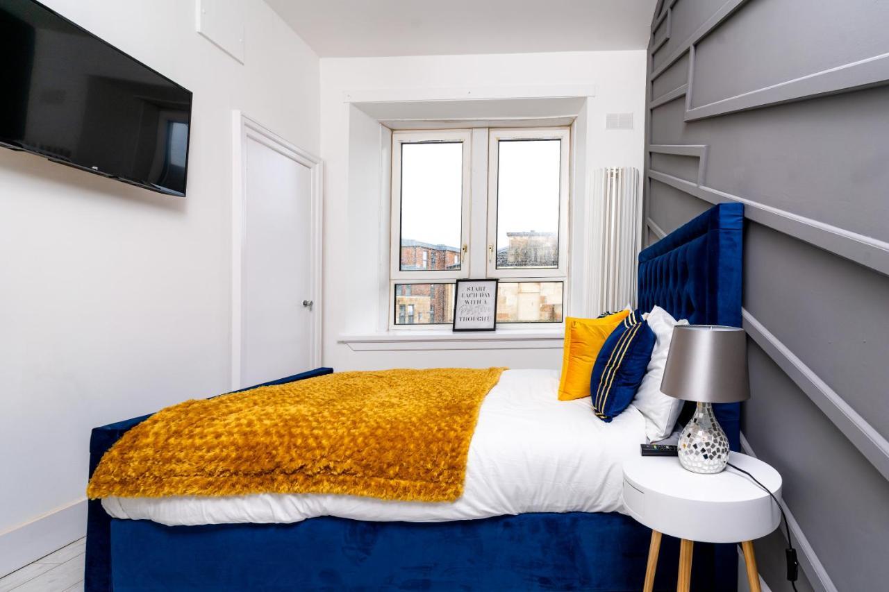ULTRA LAVISH APARTMENT SLEEPS 4 GUEST COMFY, NETFLIX, 1 x Double Bed , 2 x Single Beds Glasgow Exterior foto